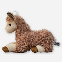 Cargar imagen en el visor de la galería, PELUCHE LLAMA CAFÉ
