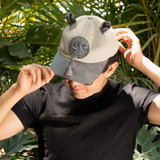 GORRA CON APLICACION RINOCERONTE